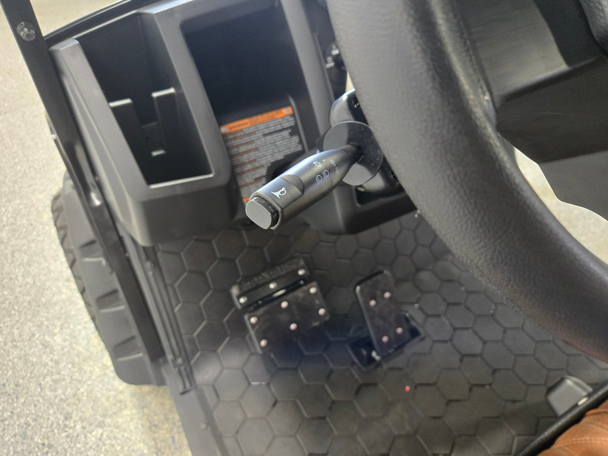 2027 E-Z-GO Express XT 6 Passenger Lifted Gas
